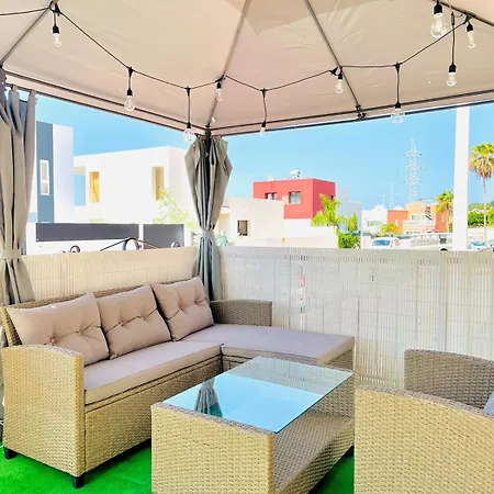 شقة Ground-floor 1 Bedroom Condopool &wifi Costa Adeje *