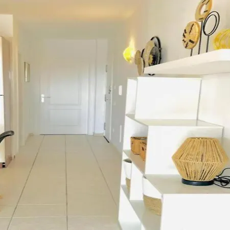 Ground-floor 1 Bedroom Condopool &wifi Costa Adeje كالاو سالفاجي