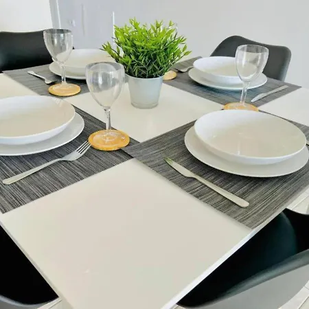 Ground-floor 1 Bedroom Condopool &wifi Costa Adeje كالاو سالفاجي