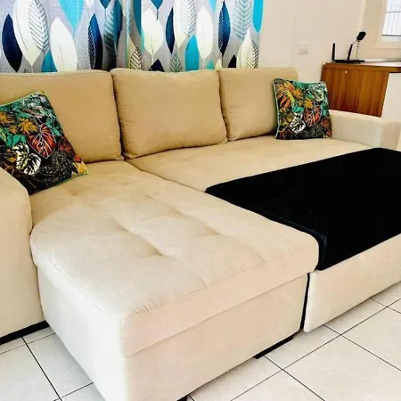 Ground-floor 1 Bedroom Condopool &wifi Costa Adeje شقة *
