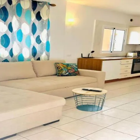 Ground-floor 1 Bedroom Condopool &wifi Costa Adeje * كالاو سالفاجي