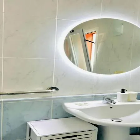 Ground-floor 1 Bedroom Condopool &wifi Costa Adeje كالاو سالفاجي