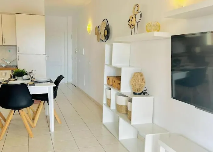 Ground-floor 1 Bedroom Condopool &wifi Costa Adeje Lägenhet Callao Salvaje